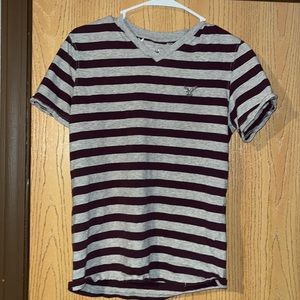 American Eagle tee